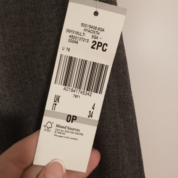 Anne Klein 0P suit - Picture 11 of 15